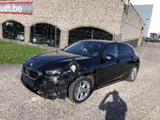 BMW 1-serie 116 i   picture 2