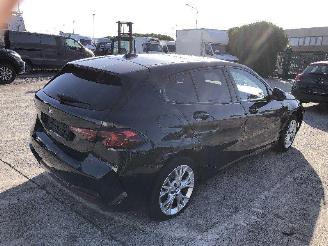 BMW 1-serie 116 i   picture 3