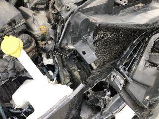 Toyota Yaris 1.5 hybride picture 17