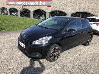 skadebil auto Peugeot 208 1.2 T  GT LINE 