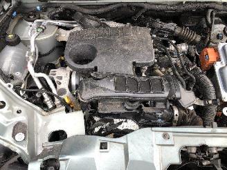 Dacia Duster 1.6 Hybride picture 13