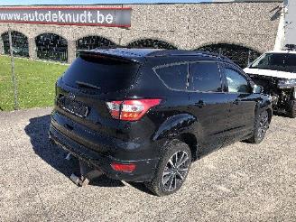 Damaged car Ford Kuga ST LINE 1.5 TURBO 2019/11