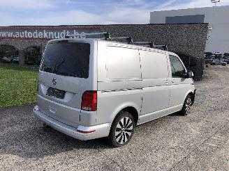 Coche accidentado Volkswagen Transporter 2.0 TDI  150 2020/7