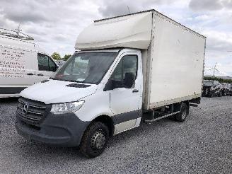 damaged passenger cars Mercedes Sprinter 514 CDI 2019/7