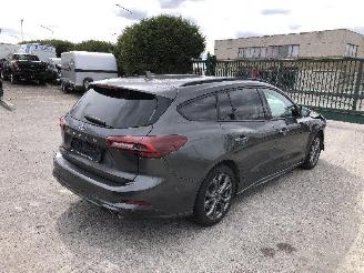 Vaurioauto  passenger cars Ford Focus BREAK 1.5 TDCI ST LINE 2022/4