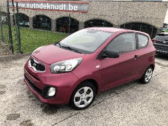 Voiture accidenté Kia Picanto 1.0 