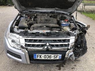 Mitsubishi Pajero 3.2  di-d picture 15