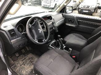 Mitsubishi Pajero 3.2  di-d picture 9