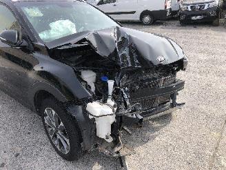 Kia Stonic 1.6 CRDI LAUNCH EDITION picture 5