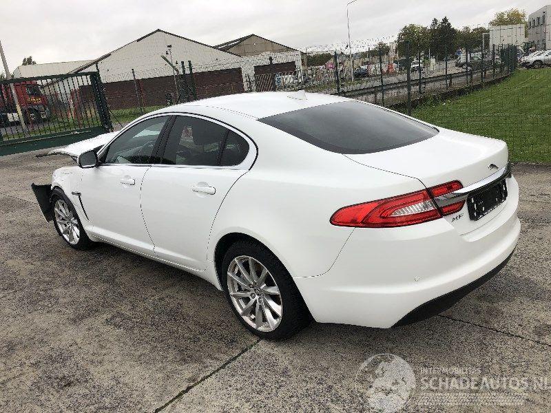 Jaguar XF 2.2 D AUTOMATIQUE