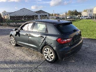 uszkodzony samochody osobowe Audi A1 1.0 TFSI 2020/11