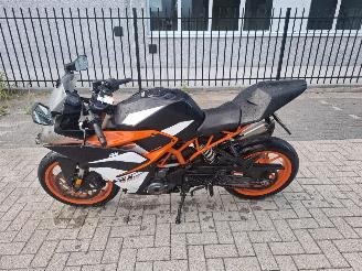 danneggiata motocicli KTM  rc 390 2017/1