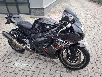 Suzuki GSX-R 600  picture 3