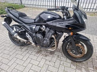 skadebil motor Suzuki Bandit 650  2014/1