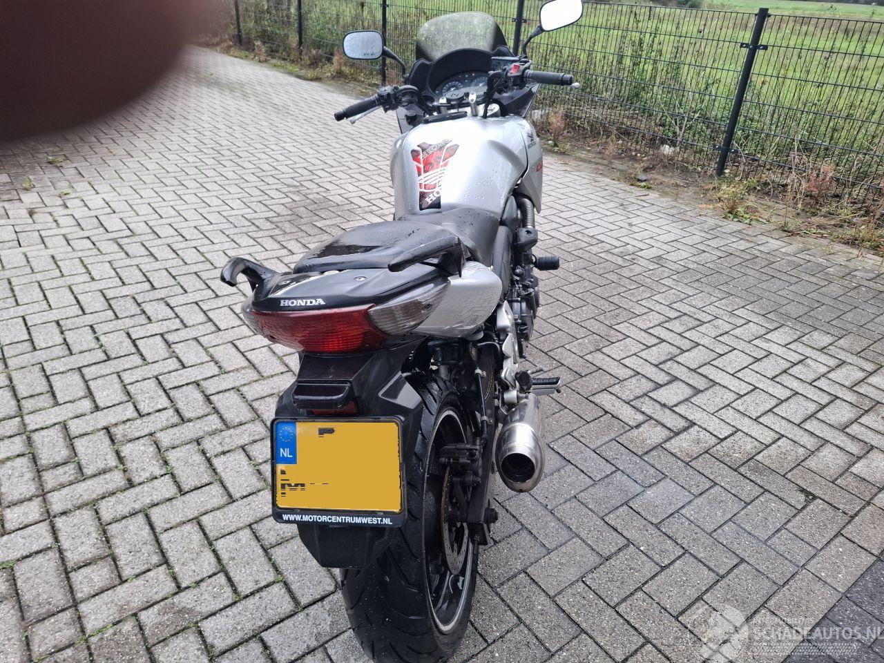 Honda CBF 600 
