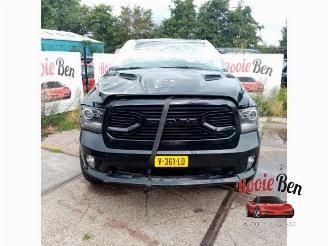 Coche siniestrado Dodge Ram 1500 Crew Cab (DS/DJ/D2), Pick-up, 2010 / 2018 5.7 Hemi V8 4x4 2018/6