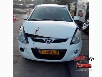 Salvage car Hyundai I-20 i20, Hatchback, 2008 / 2015 1.2i 16V 2010/9