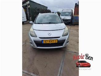 Vrakbiler auto Renault Clio Clio III Estate/Grandtour (KR), Combi, 2007 / 2014 1.2 16V TCE 100 2011/5