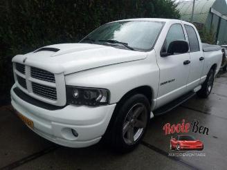 Coche siniestrado Dodge Ram Ram 1500 (DR/DH/D1/DC/DM), Pick-up, 2001 / 2008 4.7 V8 1500 4x2 2003/5