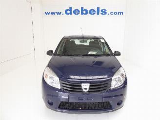  Dacia Sandero 1.2 AMBIANCE 2010/8