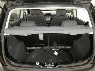 Volkswagen Fox 2.0D picture 17