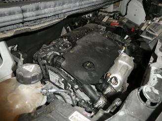 Opel Vivaro 1.5D picture 25