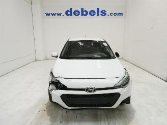 damaged passenger cars Hyundai I-20 1.3 2016/6