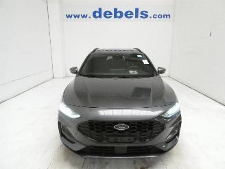 Damaged car Ford Focus ST LINE 125 PK 2023/4