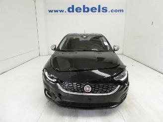 Vrakbiler auto Fiat Tipo 1.3D  MIRROR 2020/5