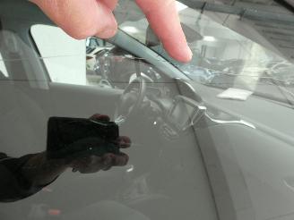 Peugeot 208 SIGNATURE picture 11