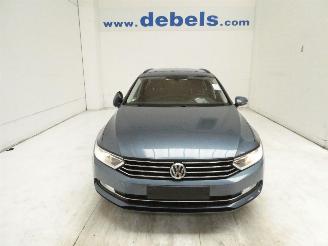 damaged passenger cars Volkswagen Passat 1.6D COMFORTLINE 2017/9