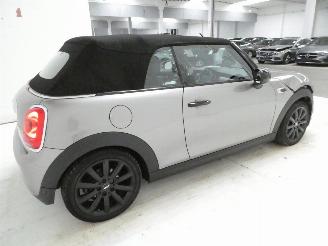Mini Cooper 1.5 DCOOPER D CABRIO picture 7