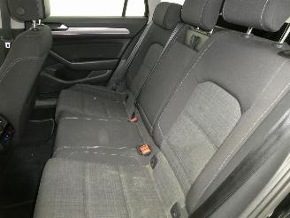 Volkswagen Passat 1.6D BUSINESS picture 15