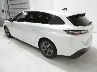 Peugeot 308 1.5D III ALLURE picture 5