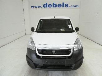 skadebil bedrijf Peugeot Partner 1.6D  PREMIUM 2017/5