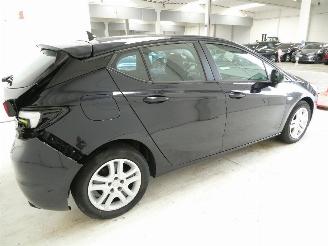 Opel Astra 1.6D picture 9