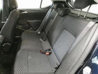 Opel Astra 1.6D picture 17