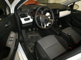 Renault Clio V EVOLUTION picture 12