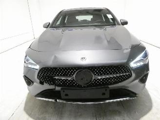 Mercedes Cla-klasse 250 E picture 2