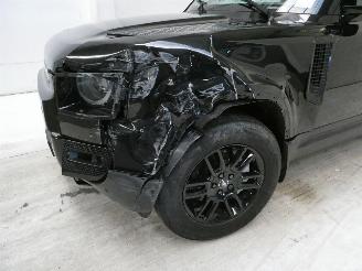 Landrover Defender  picture 3