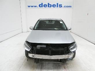 krockskadad bil auto Mercedes B-klasse 1.5D  180D 2020/9