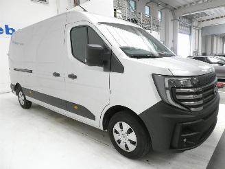 Nissan Interstar IV picture 8