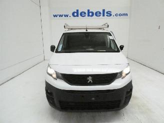 krockskadad bil bedrijf Peugeot Partner 1.6D PREMIUM 2019/8