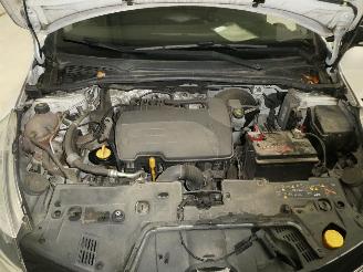 Renault Clio IV GRANDTOUR LIMITED picture 21