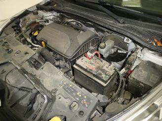 Renault Clio IV GRANDTOUR LIMITED picture 20