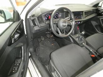 Audi A1 CITYCARVER picture 12