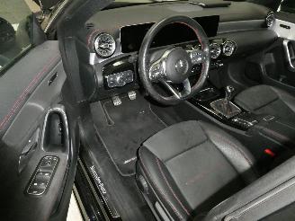 Mercedes Cla-klasse 200 picture 12