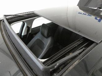 Jaguar F-Pace 2.0D R-SPORT picture 12