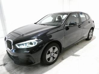 BMW 1-serie 1.5 D picture 3