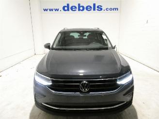 damaged passenger cars Volkswagen Tiguan LIFE 2023/5